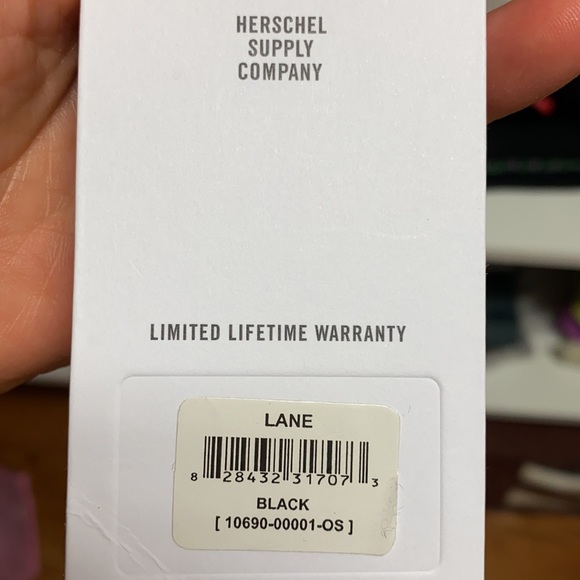 Hershel Supply Co Lane Cross body Night camo. - Picture 12 of 16